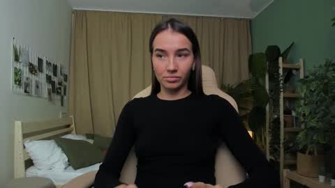 Bella online show from December 2025 03:07:02 PM