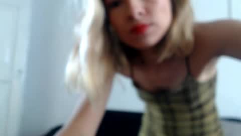sophie online show from May 2026 12:35:02 PM