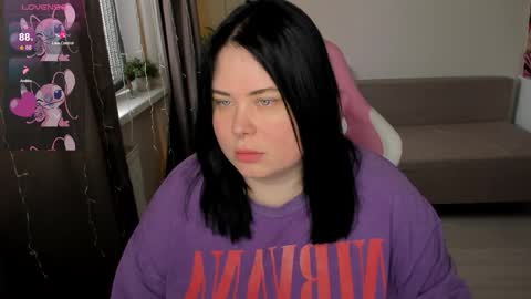 LinaBoo online show from December 2025 07:02:02 AM