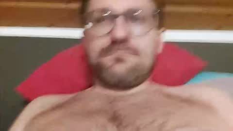 Snapshot of ben00189 chatting on October 2025 06:38:02 PM ben00189 online show from October 2025 06:38:02 PM