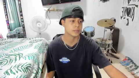 Snapshot of ben_falcon chatting on January 2025 08:02:01 PM Ben online show from January 2025 08:02:01 PM