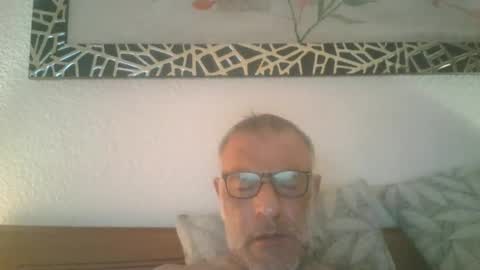 bengi1972 online show from April 2026 04:15:01 AM