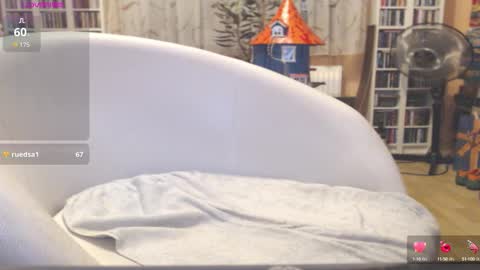 benijamin online show from September 2025 09:42:02 AM