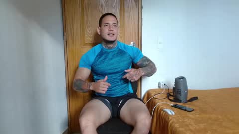 Snapshot of benjamin_isaac chatting on January 2025 09:15:02 PM benjamin_isaac online show from January 2025 09:15:02 PM