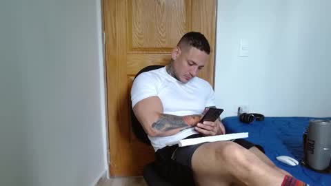 Snapshot of benjamin_isaac chatting on February 2025 03:42:02 PM benjamin_isaac online show from February 2025 03:42:02 PM