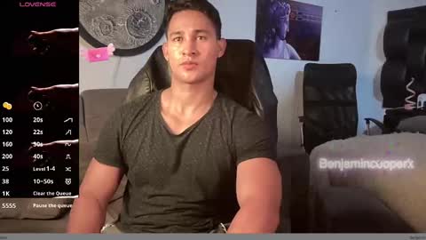 Snapshot of benjamincooperk1 chatting on October 2025 06:47:02 AM benjamincooperk online show from October 2025 06:47:02 AM