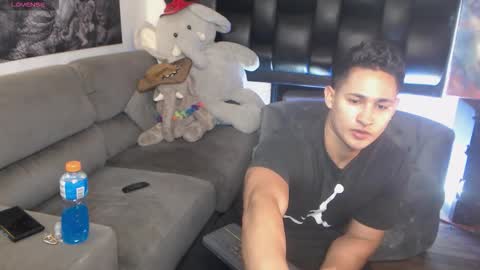 benjamincooperk online show from March 2026 08:15:01 AM