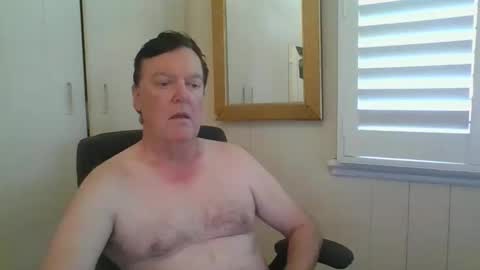 benjoid online show from November 2025 01:18:01 AM