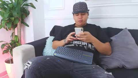 bennett_alejoo online show from October 2025 06:41:01 PM