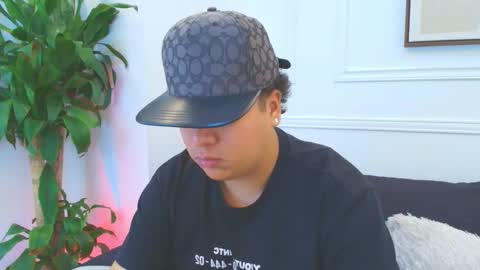 bennett_alejoo online show from January 2026 06:22:02 PM