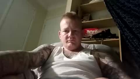 bennyinbrissy online show from April 2026 04:11:01 PM