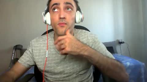 bentish online show from November 2025 12:16:01 PM