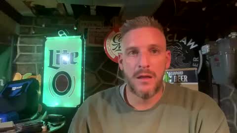 Snapshot of bentleythomas chatting on March 2025 08:51:02 AM Ziggie online show from March 2025 08:51:02 AM