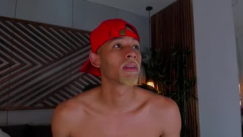 bento_fox online show from September 2025 03:06:02 AM