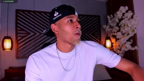 bento_fox online show from November 2025 03:16:02 AM