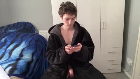 Snapshot of benwardle123 chatting on March 2025 03:12:02 PM READ MY BIO ---  --- READ MY BIO online show from March 2025 03:12:02 PM