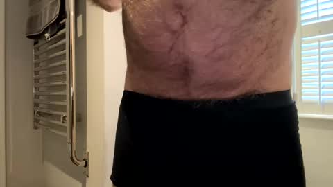 benz10001 online show from February 2025 01:00:02 PM