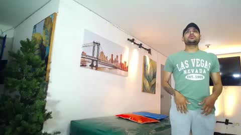 benz boys online show from February 2026 12:31:01 PM