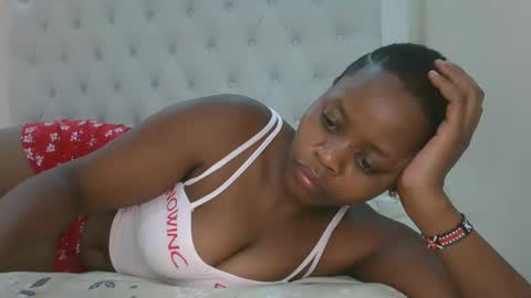 Snapshot of berbie_eva chatting on December 2025 01:24:02 AM Berbie eva online show from December 2025 01:24:02 AM