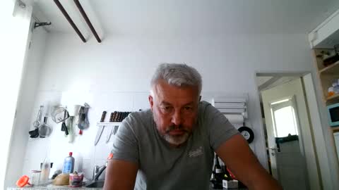 Martin online show from September 2025 01:04:01 PM