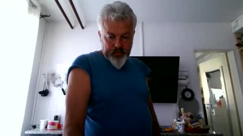 Snapshot of berg_boy chatting on March 2026 07:30:02 AM Martin online show from March 2026 07:30:02 AM