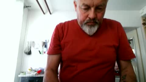 Snapshot of berg_boy chatting on April 2026 04:07:02 PM Martin online show from April 2026 04:07:02 PM