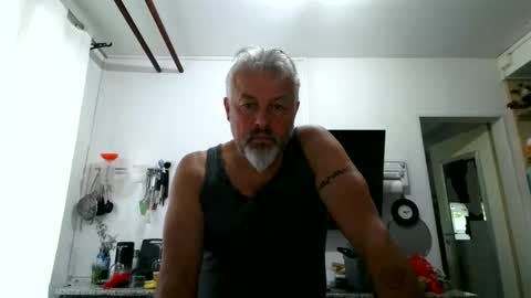 Snapshot of berg_boy chatting on May 2026 02:13:02 PM Martin online show from May 2026 02:13:02 PM