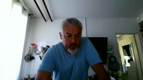 Snapshot of berg_boy chatting on May 2026 06:51:01 AM Martin online show from May 2026 06:51:01 AM