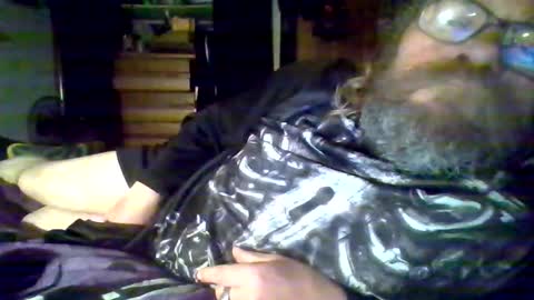 bergeeric1970 online show from November 2025 04:00:01 AM