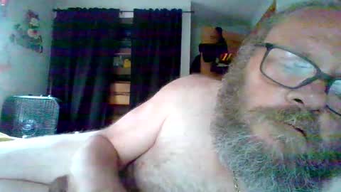 Snapshot of bergeeric1970 chatting on May 2026 06:09:01 PM bergeeric1970 online show from May 2026 06:09:01 PM