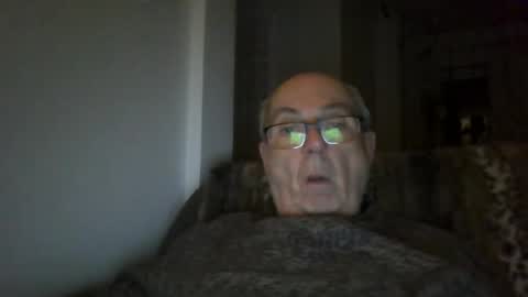 bernard1102 online show from November 2025 01:22:02 AM