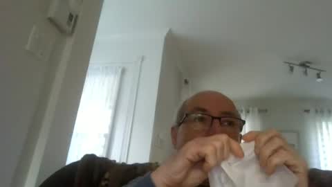bernard1102 online show from June 2026 10:37:02 AM