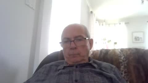 bernard1102 online show from July 2026 05:05:01 PM