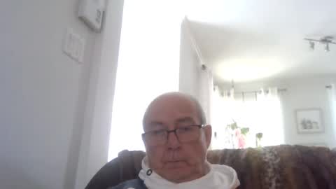 bernard1102 online show from July 2026 04:42:02 PM