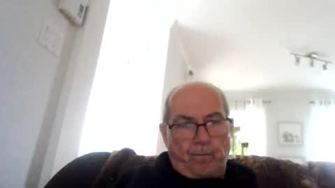 bernard1102 online show from August 2026 02:22:02 PM