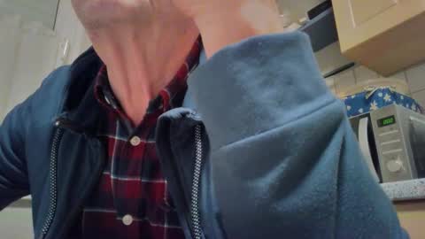 bernie6004 online show from February 2026 02:24:01 AM