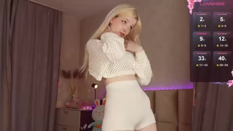 Snapshot of berrylush chatting on November 2025 04:09:02 PM Katte online show from November 2025 04:09:02 PM