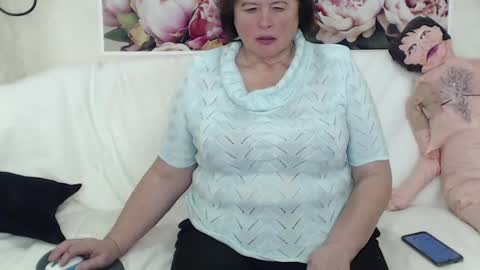Snapshot of berryshickx chatting on February 2025 12:00:02 PM BerryShickX online show from February 2025 12:00:02 PM