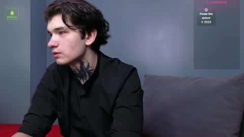 Snapshot of bertythompson chatting on April 2026 03:43:01 PM BERTY online show from April 2026 03:43:01 PM