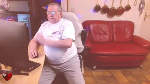 jean online show from February 2025 08:53:02 PM