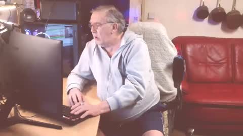 jean online show from March 2025 09:00:02 PM