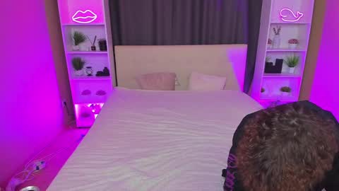 Danny and Kira online show from February 2025 02:31:02 PM