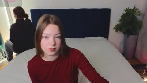 Danny and Kira online show from October 2025 08:11:02 AM