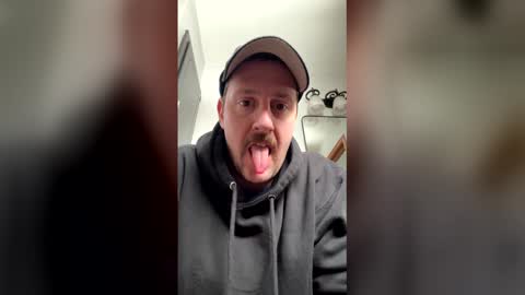 bestfriend123456 online show from February 2026 07:20:01 PM