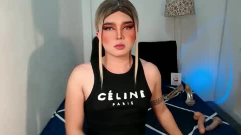 bestgirljulia online show from November 2025 12:24:01 AM