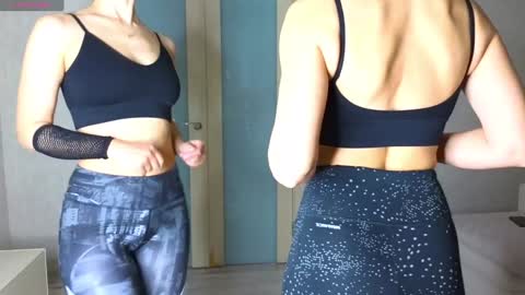 Snapshot of bestgirls2021 chatting on January 2025 02:06:01 AM Hellen and Natali online show from January 2025 02:06:01 AM