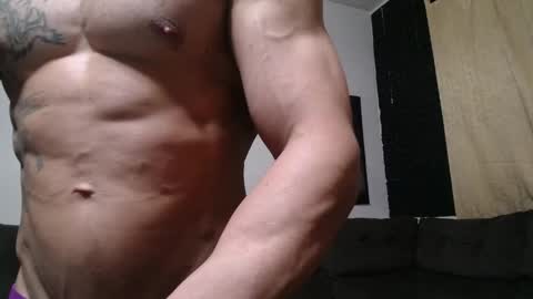 Snapshot of bestmuscle chatting on June 2026 02:40:01 AM bestmuscle online show from June 2026 02:40:01 AM