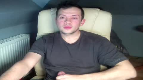bestworld_ online show from March 2026 11:43:01 PM