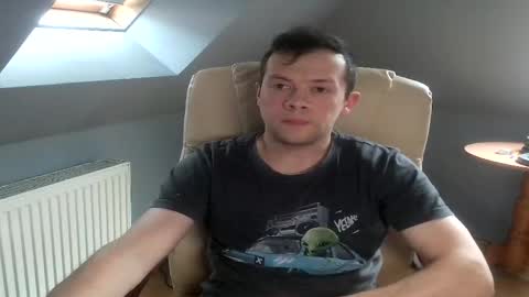bestworld_ online show from April 2026 07:50:02 AM