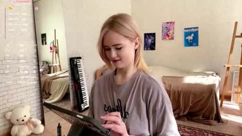 Hinata online show from March 2026 04:30:02 AM